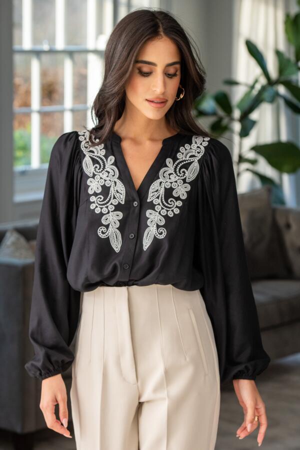 Stacie Fuller Bust Embroidered Woven Long Sleeve Blouse