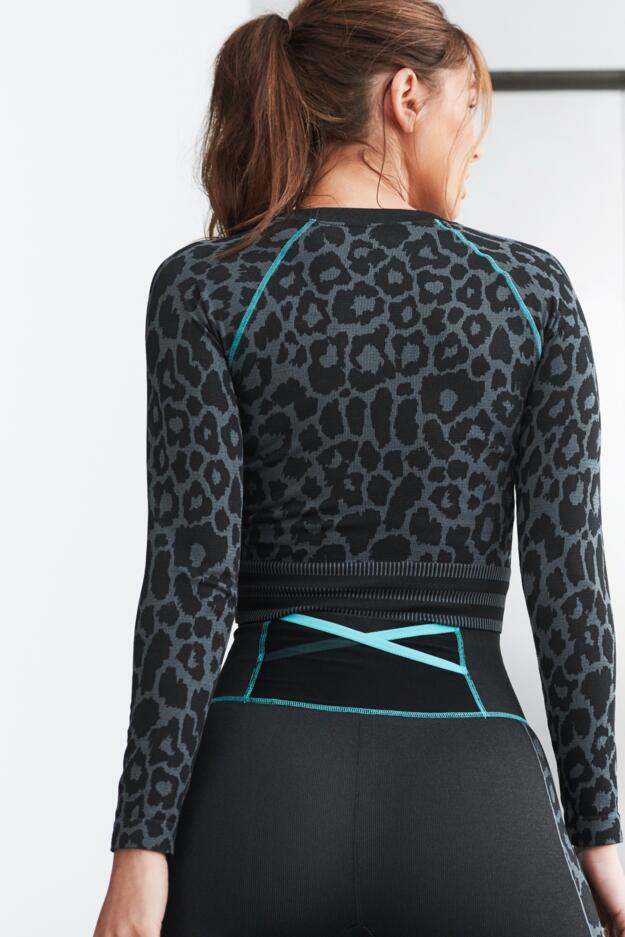 Energy Seamless Leopard Long Sleeve Crop Top 