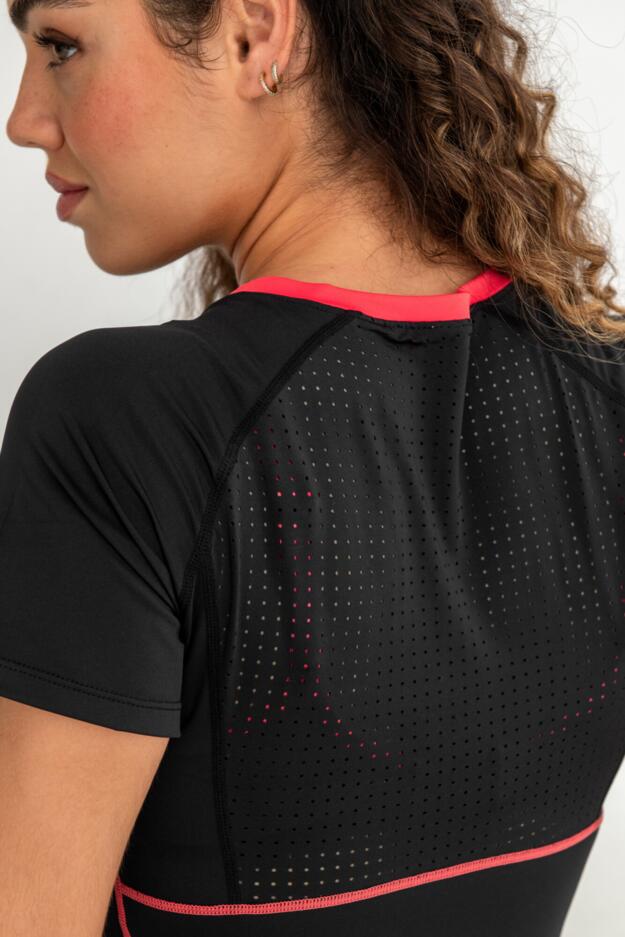 Energy Short Sleeved Top 